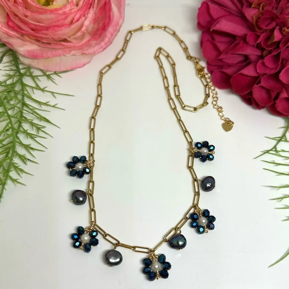 NEW⚜️Freshwater Tahitian Pearl & Crystal Flower Charm Necklace
